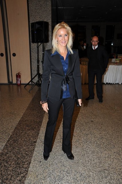 DIANA ŞAHENK