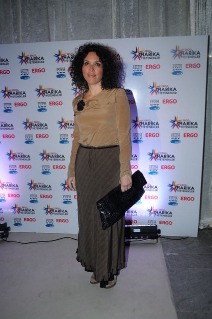 ASLI EKŞİOĞLU