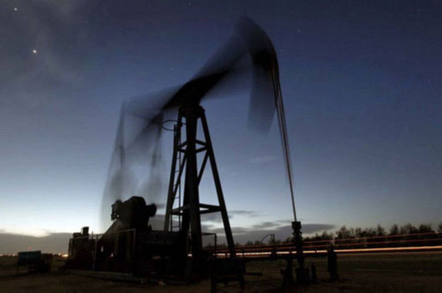 Firma üç bölgede doğalgaz bulunmasıyla ilgili olarak Sakarya Valiliği'ne bilgi verirken, doğalgaz bulunan bölgelerdeki sondaj yapılan kuyuların önlem olarak kapatıldığı belirtildi.