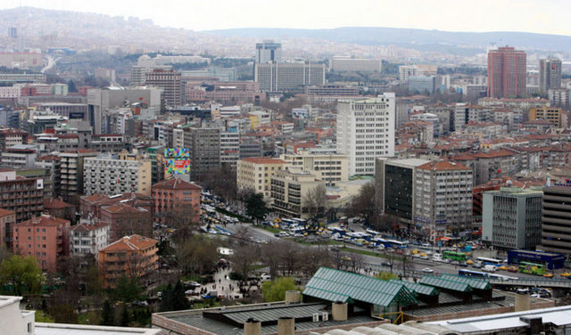 2012 yılında nüfusu 4 milyon 965 bin 542 olan Ankara da 2023 yılında 2'nci sıradaki yerini 5 milyon 927 bin 209 kişiyle koruyacak.