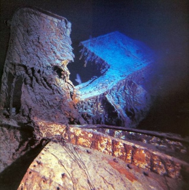 2.223 kişiden sadece 706'sı kurtulmuş, 1.516 kişi yaşamını yitirmişti. - Ölenlerin çoğu, -2 derecedeki deniz suyunda hipotermiye girmiş ve yaşamını yitirmişti....