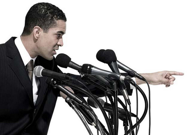 Politikacılardan korkma (Politikofobi)