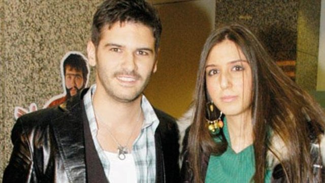 Büyük korku yaşayan Sayışman ve kardeşi, şans eseri kazayı ciddi bir yara almadan atlattı.