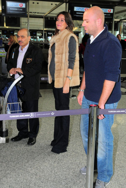 YASEMİN - İZZET ÖZİLHAN