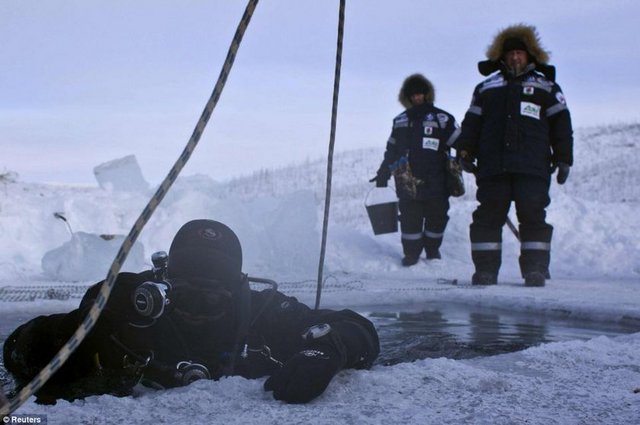 Dünyanın en soğuk yerleşim yeri olarak bilinen Yakutistan'daki Oymyakon adlı köyde hava sıcaklığı-71 dereceye kadar iniyor.