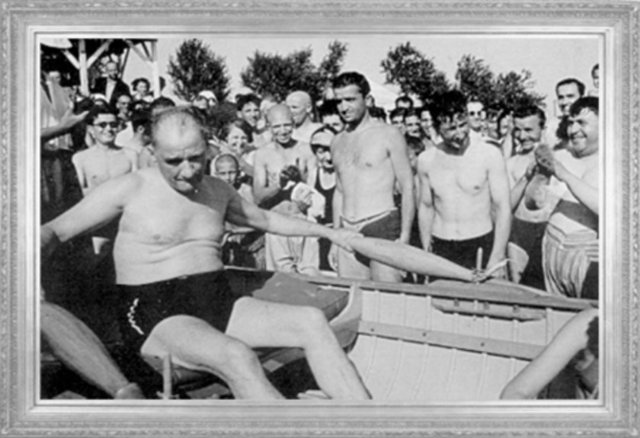 ATATÜRK, Florya'da (1937)