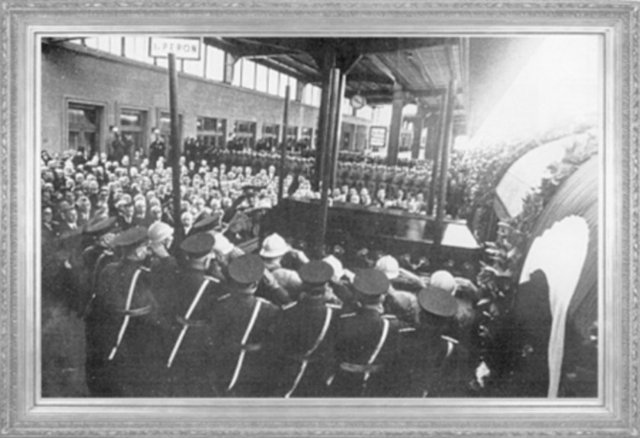 ATATÜRK'ün naaşı Ankara'da (1938)