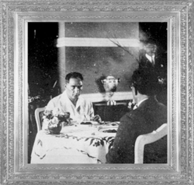 Mustafa Kemal Paşa, Çankaya'da kahvaltıda (1931)