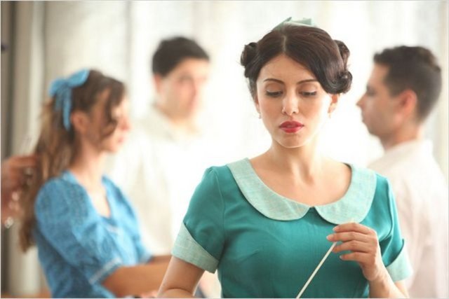 Fakat 1940'lı yılların vebası olan verem, iki genci ve insanlığı git gide tehdit etmektedir.