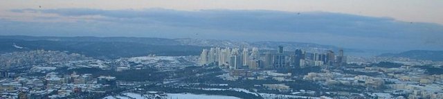 AYAZAĞA  Yeniçeri ketudası Ayas Paşa'nın burada bir çiftliği bulunmaktaydı. Bu nedenle bölgeye Ayasağa denmiş, zamanla da Ayazağa'ya dönüşmüştür.