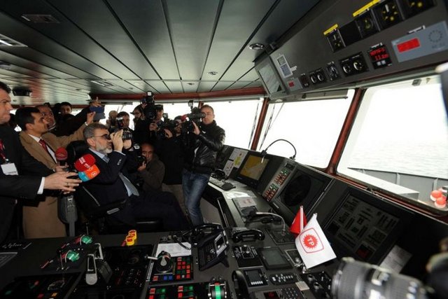 Hem sığ hem de derin denizlerde iki ve üç boyutlu operasyonları genişletebilme kapasitesi bulunan gemi, en son denizcilik sistemlerinin, en gelişmiş ve kaynak teknolojilerin bir araya getirilmesiyle oluşturuldu.