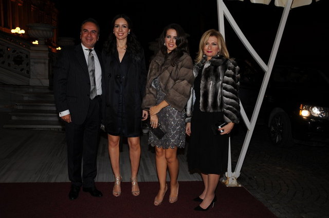 ALİ NURİ, LARA, SERRA, DİLEK TÜRKER