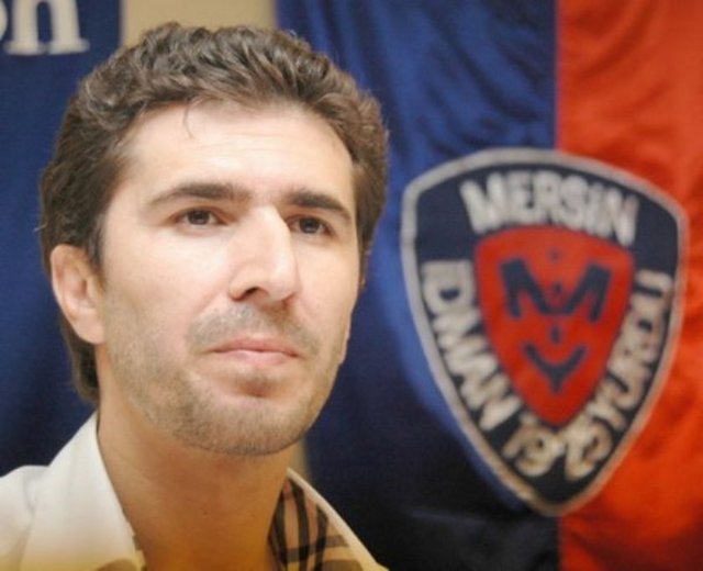 Spikerin Beşiktaşlı Ahmet Yıldırım'a sorduğu "2-1 yenildiniz ne düşünüyorsun?" sorusuna "maç 2-2 bitti" cevabını alalı 8 yıl oldu.