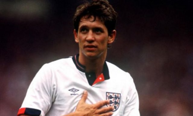 İngiltere - Türkiye maçında İngiliz futbolcu Lineker'ı tutamayan Abdülkerim arkadaşlarına "Lineker'ı gördünüz mü beyler" diyeli 28 yıl oldu.