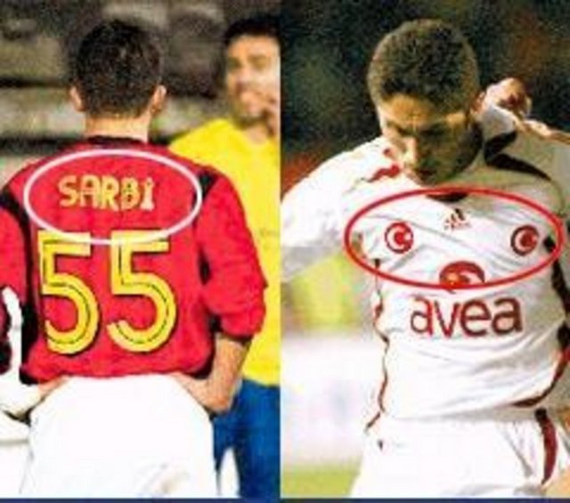 Galatasaraylı futbolcu Sabri arkasında "Sarbi" yazan bir formayla sahaya çıkalı 9 yıl oldu.
