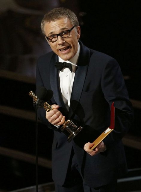 En İyi Yardımcı Erkek Oyuncu / Christoph Waltz - Zincirsiz (Django Unchained)