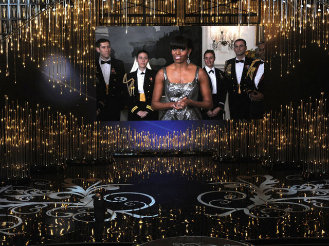 Üç Oscar'la geceye damga vuran filmin anonsunu Beyaz Saray'dan Michelle Obama yaptı.