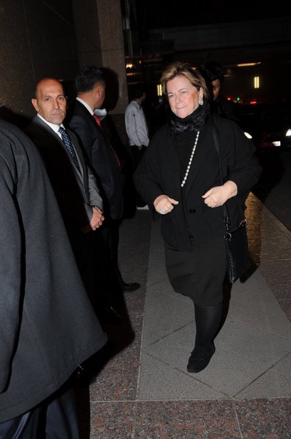 AYŞEN ÖZYEĞİN