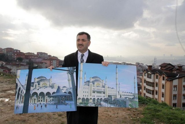 Çamlıca Camii'nde önemli değişiklik -  - Üsküdar Belediye Başkanı Mustafa Kara, Çamlıca'ya yapılması planlanan cami ile ilgili, ''Zaman kulesi dediğimiz zaman minaresi, projeden çıkarıldı'' dedi.