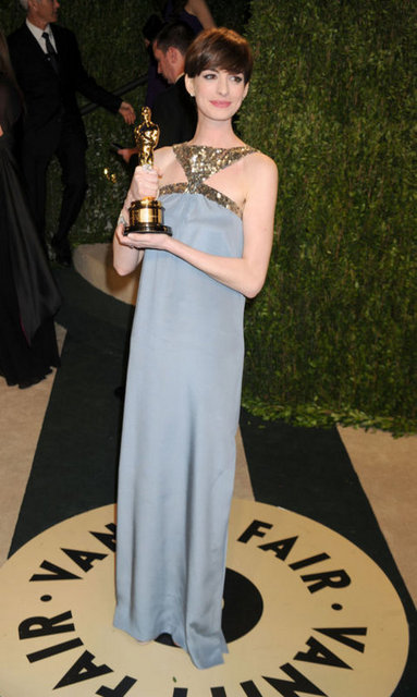 ANNE HATHAWAY