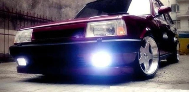 2000 model Şahinlere bugün 13-14 bin lira isteniyor. 10 bin liranın altında kullanılabilir durumda Kuş Serisi araç kalmadı. Öyle ki 'Bana 10 bin liralık araba bul' diyenle artık ilgilenmiyorum.