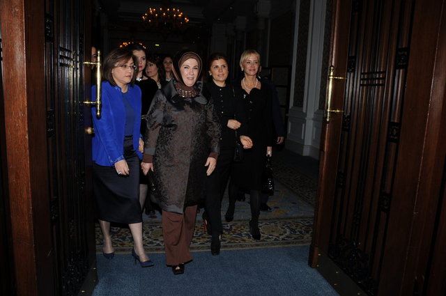 FATMA ŞAHİN, EMİNE ERDOĞAN, NİLÜFER BULUT, NEŞE KAVAK