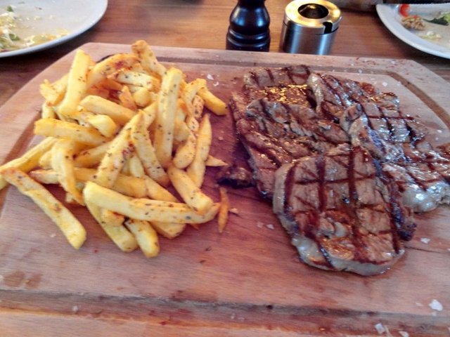 Geçtiğimiz yıl Doğuş Grubu'nun iştiraki D.re am tarafından yüzde 50'si satın alınmıştı. Daha sonra ara sokakta olan mekân için Nispetiye Caddesi'nde yeni bir yer inşa edildi. Baştan sona yeniden yapılan mekânla birlikte tahmini yıllık cirosu 40 milyon TL'ye ulaştı.