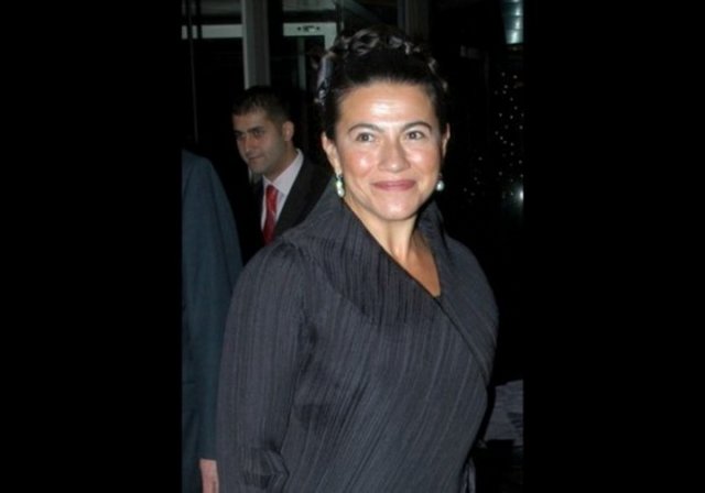 FİLİZ ŞAHENK
