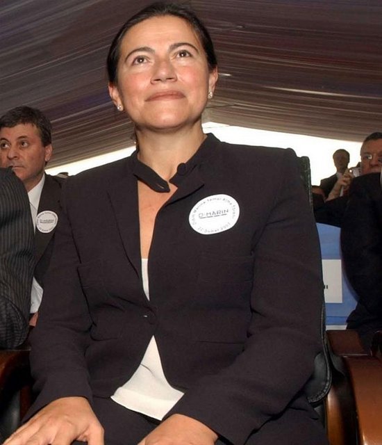 FİLİZ ŞAHENK