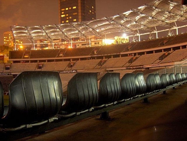 -  -  -  - Resmi ve özel bu 167 maçın 59'unda Fenerbahçe sahadan galip ayrılırken, Beşiktaş 57 galibiyet elde etti.