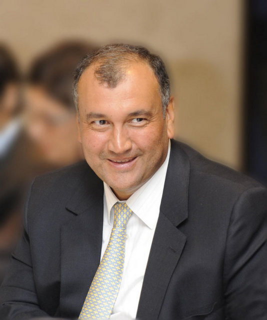 437. Murat Ülker 3.1 Milyar Dolar