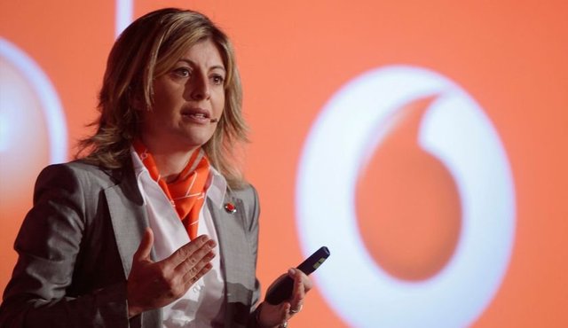 15- Serpil Timuray  -  - Vodafone Bölgesel CEO'su.  -