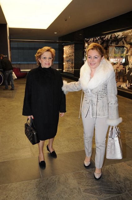 TÜLİN DEMİRÖREN, DEMET SABANCI ÇETİNDOĞAN
