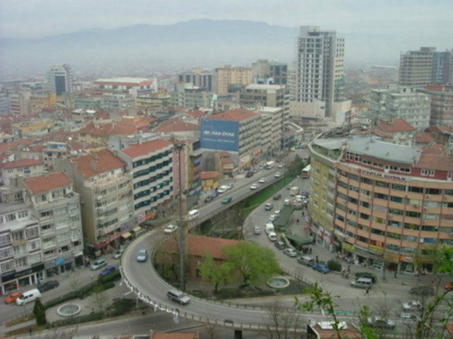 BURSA    - 6 Mart Çarşamba 0/16 Parçalı Bulutlu  - 7 Mart Perşembe 5/18 Çok Bulutlu - 8 Mart Cuma 9/17 Yağmurlu - 9 Mart Cumartesi 8/18 Yağmurlu - 10 Mart Pazar 9/17 Yağmurlu