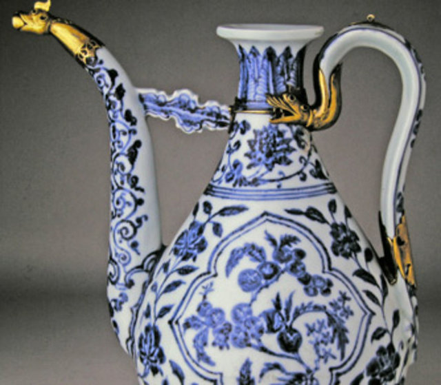 Topkapı Sarayı'ndaki Çin ve Japon Porselenleri Koleksiyonu'ndan bir parça