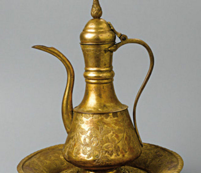 Saray'da günde ortalama en az beş bin kişiye yemek pişirildiği, özel günlerde bu sayının daha da arttırıldığı bilinmektedir. oldukça büyük boyutludur.