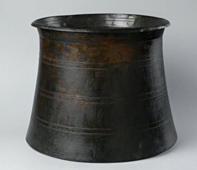 Topkapı Sarayı'ndaki Bakır ve Tombaklar Koleksiyonu