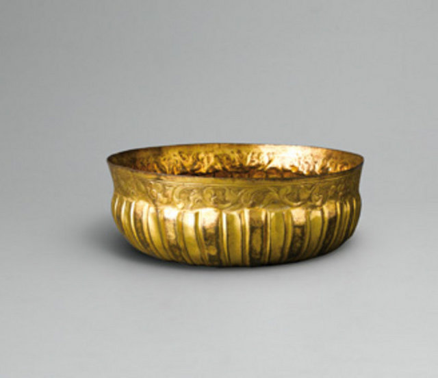 Helvâhane'de sergilenmekte olan söz konusu bakır pişirme kapları, tüm Saray halkına yemek pişirmede kullanılırdı.