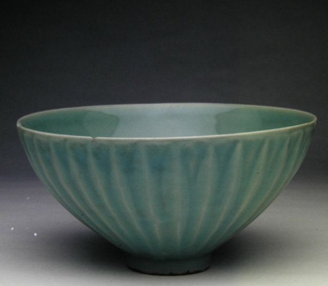 Topkapı Sarayı'ndaki Çin ve Japon Porselenleri Koleksiyonu'ndan bir parça