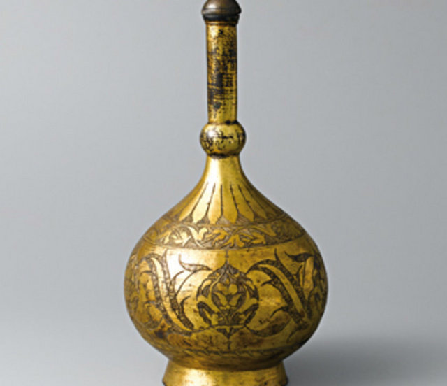 Topkapı Sarayı'ndaki Bakır ve Tombaklar Koleksiyonu'ndan bir parça