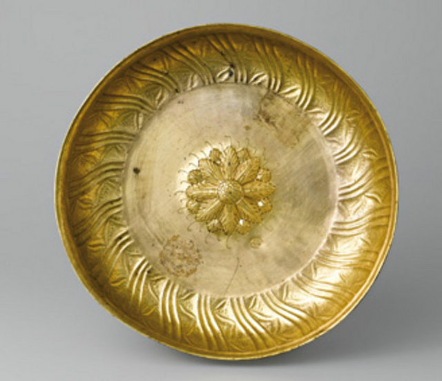 Topkapı Sarayı'ndaki Bakır ve Tombaklar Koleksiyonu'ndan bir parça