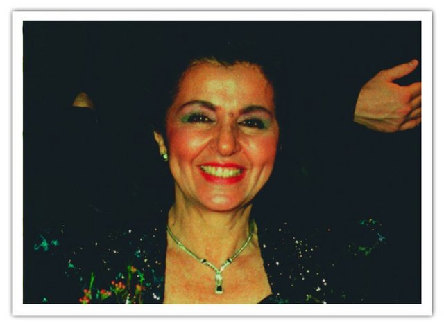 LUCIENNE GARIH İLKBAHAR