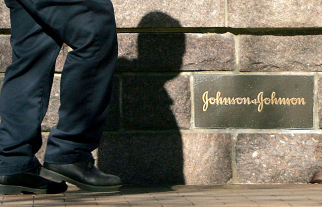 Johnson & Johnson: 216 milyar dolar