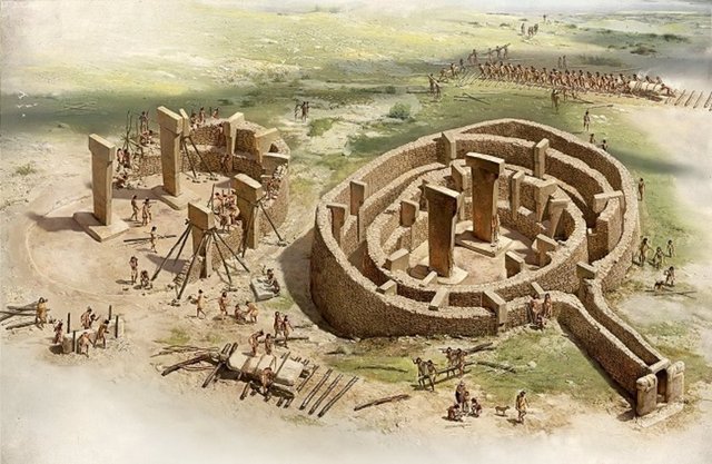 İnşası milattan önce 10000 yılına uzanan Göbeklitepe insanlık tarihinin en eski yapısıdır.