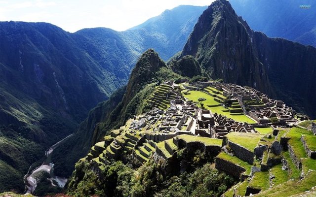Machu Picchu Machu Picchu şu ana kadar keşfedilmiş olan en gizemli kayıp şehirler arasında yer almakta.