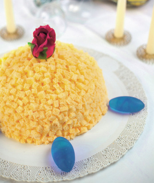 TATLI:İtalyan Şef Antonio Carluccio'nun kendi adını taşıyan ünlü restoranı Carluccio's, 8 Mart Dünya Kadınlar Günü'nü özel bir sürprizle karşılamaya hazırlanıyor. Bu anlamlı günde Carluccio's'u ziyaret eden tüm kadınlar, restoranın bugüne özel yarattığı "Torta Mimoza"nın tadına varacaklar.