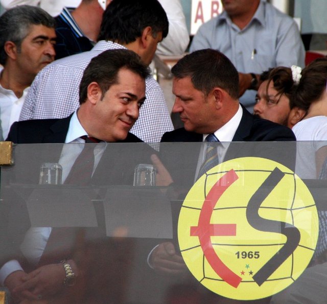 Tüm bunların üzerine St. Johnstone taraftarı Eskişehirspor'u FIFA Yılın Fair-Play Ödülü adayı yapmış ve son dakikaya kadar desteklerini göstermişlerdi.