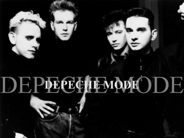Depeche Mode - Music For The Masses (1987) -  - İngilizler grubu özgün pop yıldızları olarak görüyordu. Ancak Avrupa ve Amerika, onları bir başka (Pet Shop Boys'dan Neil Tennant'ın ifadesiyle) "Pretty in Pink grubu" daha olma konumundan kahramanlığa yükseltti. -