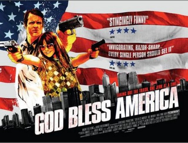 13-Tanrı Amerika'yı Korusun (God Bless America) (2011) :   "Katil Doğanlar" tabanlı bir tüketim toplumu eleştirisini, sübyancılığa varan bir çiftle doldurup hedeflerini yüksek koyan bir yapıt. Sinsi Amerikan bağımsız yönetmeni Bobcat Goldthwait, pembe dizi estetikli "Seks İtirafları"nda ("Sleeping Dogs Lie") 'hayvan seviciliği/zoofili' kavramını inceledikten sonra sınırları zorlamayı sürdürüyor. Bu sefer ağzı bozuk, bol şiddetli ve ikilisinin yaş farkıyla ahlaki tartışmalar açacak bir katil aşıklar filmiyle çıkageliyor.