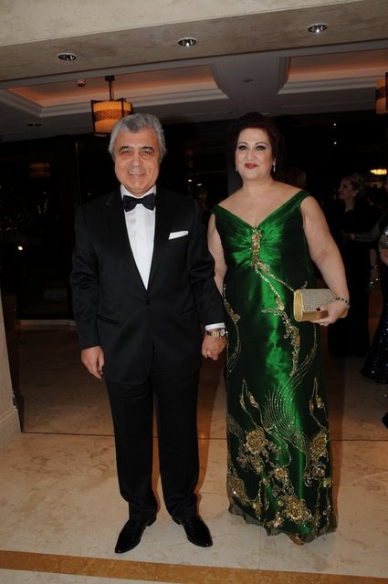 FİGEN - HAYATİ BABAOĞLU 